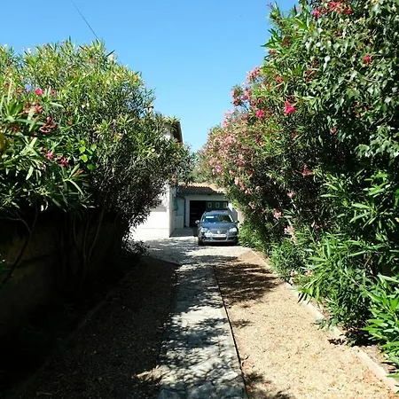 Spacious And Wooded In A Quiet Place Frontignan